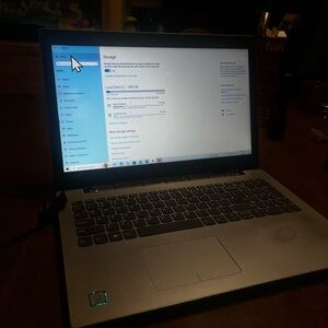 Lenovo 15.6 “ laptop